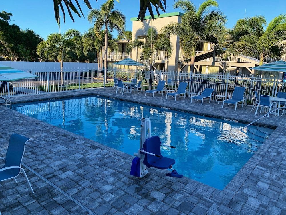 Quality Inn Bradenton - Sarasota North Buitenkant foto