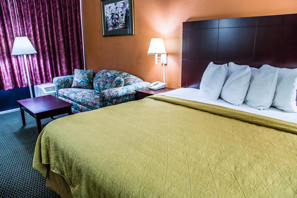 Quality Inn Bradenton - Sarasota North Buitenkant foto