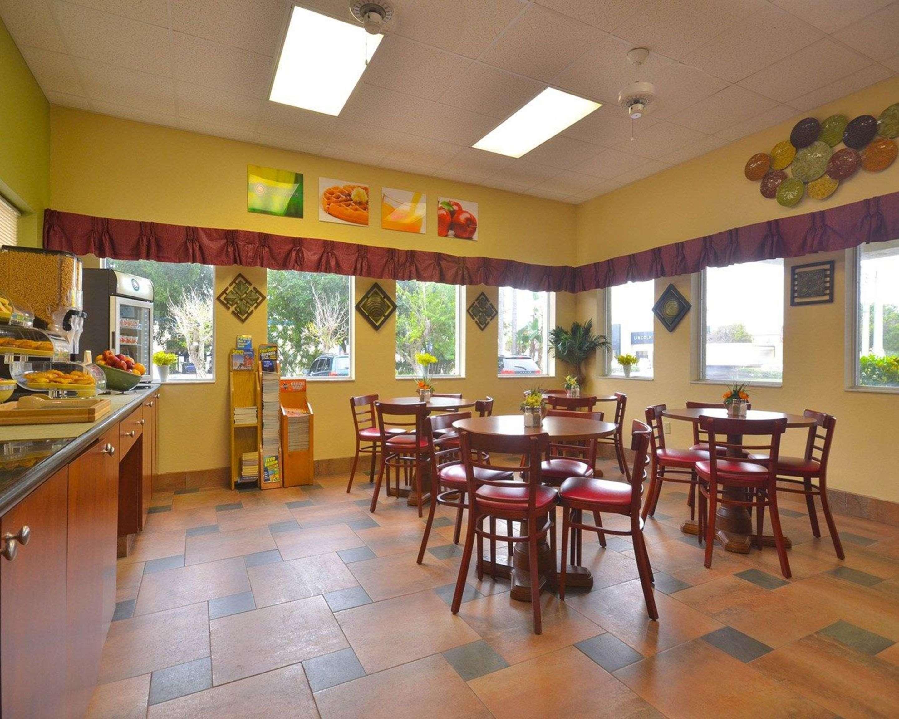 Quality Inn Bradenton - Sarasota North Buitenkant foto