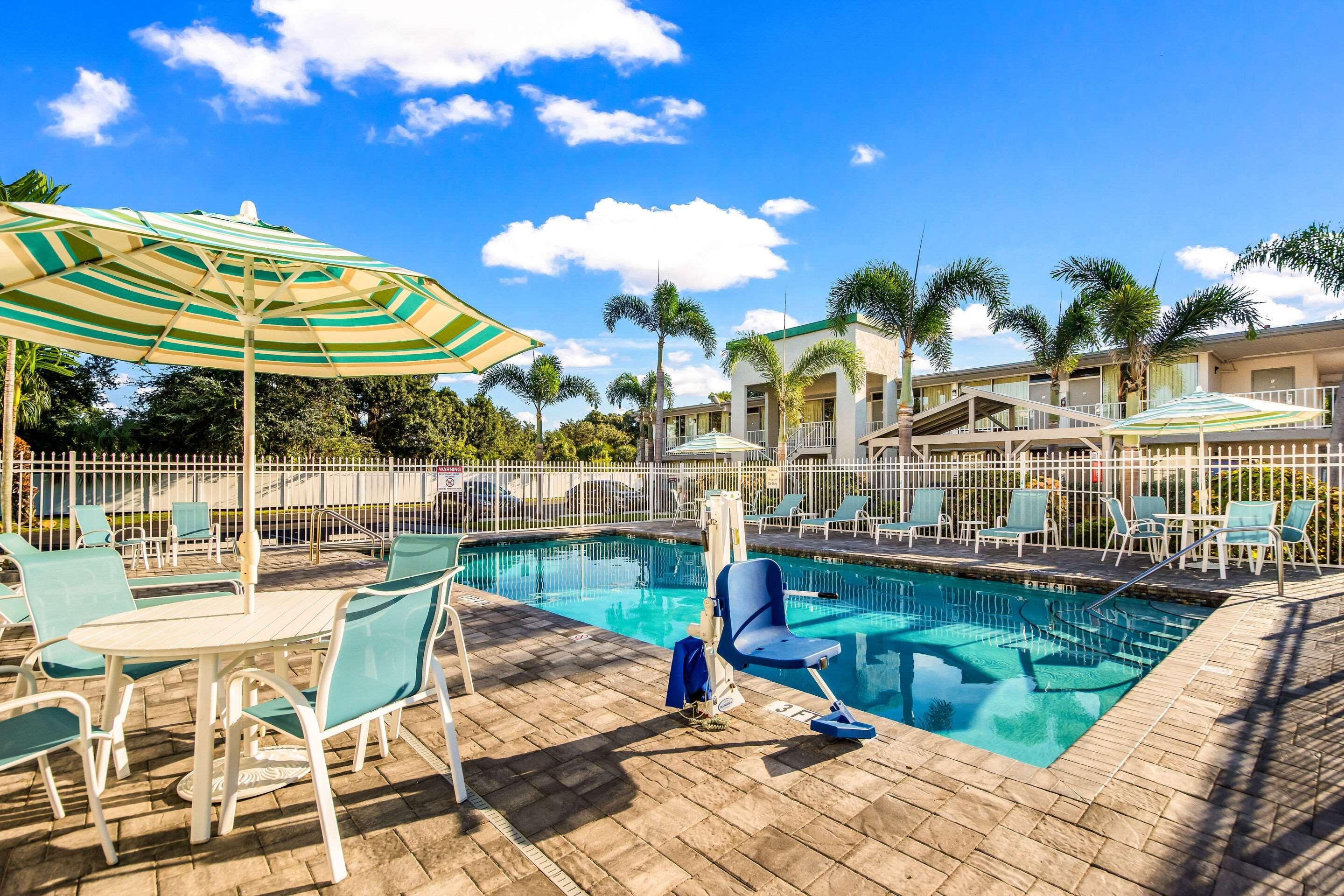 Quality Inn Bradenton - Sarasota North Buitenkant foto